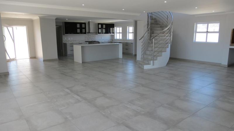 4 Bedroom Property for Sale in Myburgh Park Western Cape